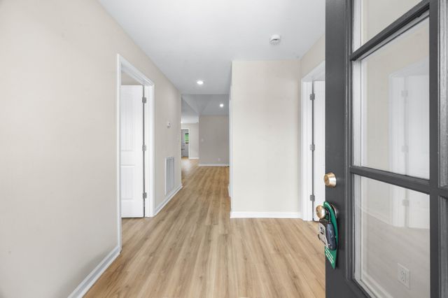 1166 Tybee Dr, Clarksville, TN 37042