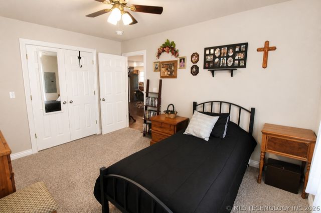 8268 N Shiloh Road, Hulbert, OK 74441