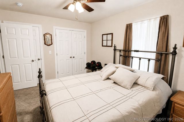 8268 N Shiloh Road, Hulbert, OK 74441