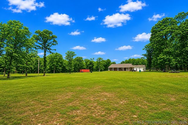 8268 N Shiloh Road, Hulbert, OK 74441