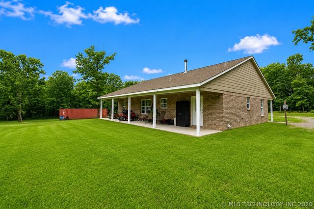 8268 N Shiloh Road, Hulbert, OK 74441