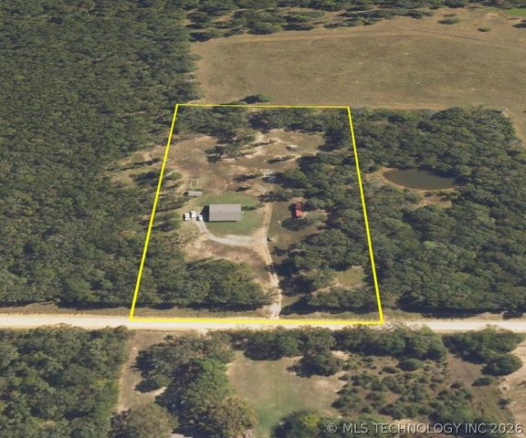 8268 N Shiloh Road, Hulbert, OK 74441