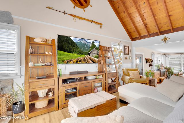 528 Delaware Avenue, Point Pleasant, NJ 08742