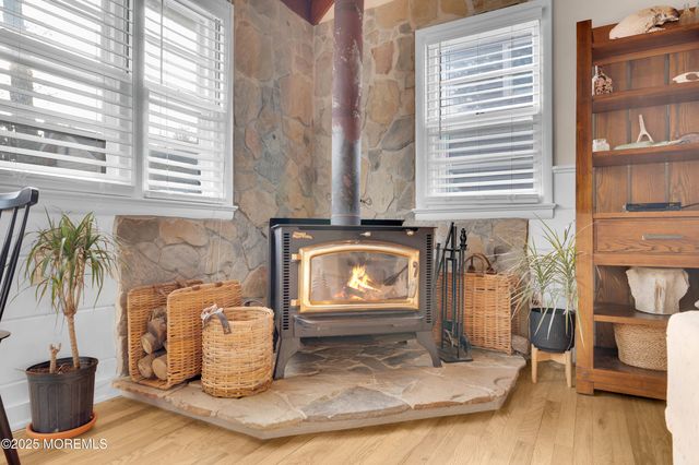 528 Delaware Avenue, Point Pleasant, NJ 08742