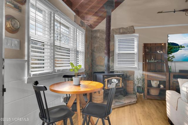 528 Delaware Avenue, Point Pleasant, NJ 08742