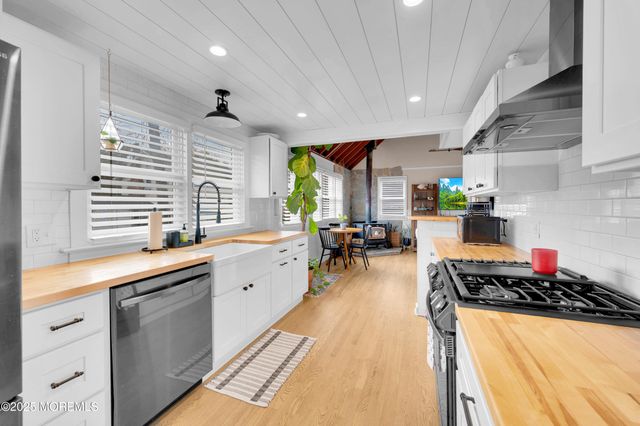 528 Delaware Avenue, Point Pleasant, NJ 08742