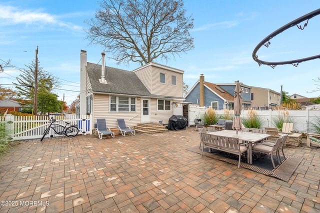 528 Delaware Avenue, Point Pleasant, NJ 08742