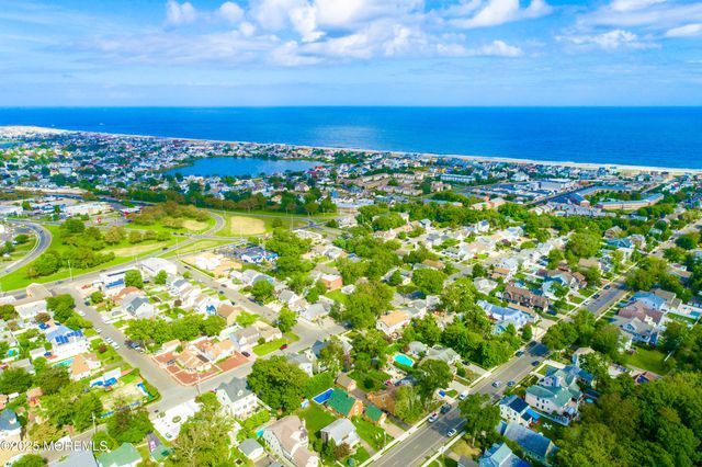 528 Delaware Avenue, Point Pleasant, NJ 08742