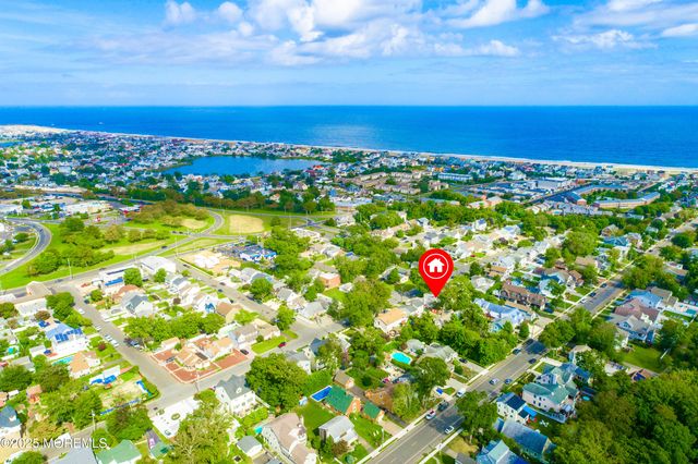 528 Delaware Avenue, Point Pleasant, NJ 08742