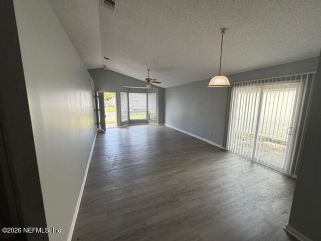 5061 KNIGHTSBRIDGE Circle 0, Jacksonville, FL 32244