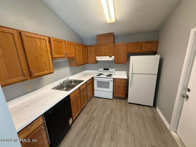 5061 KNIGHTSBRIDGE Circle 0, Jacksonville, FL 32244
