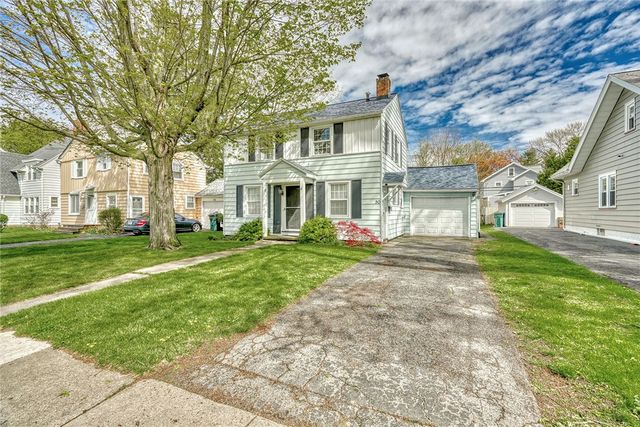 30 Parkwood Road, Rochester, NY 14615