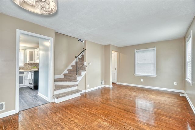 30 Parkwood Road, Rochester, NY 14615