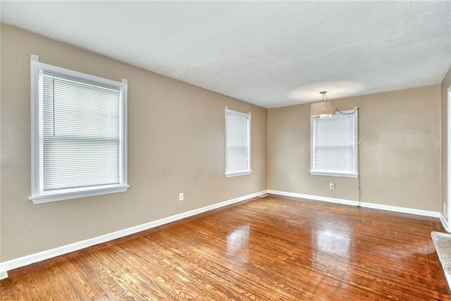 30 Parkwood Road, Rochester, NY 14615