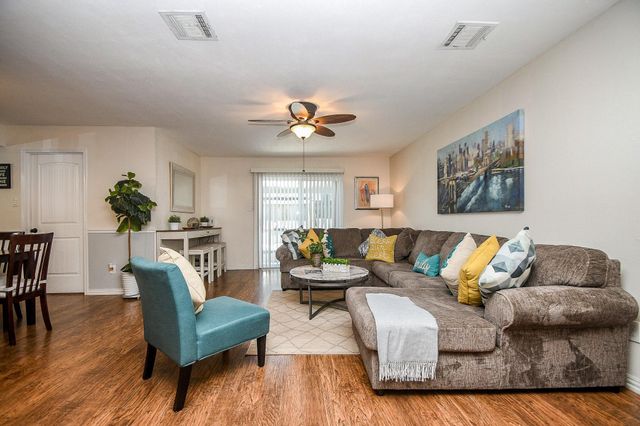 14686 Perthshire Road H, Houston, TX 77079