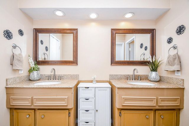 14686 Perthshire Road H, Houston, TX 77079