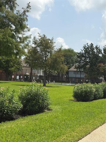 14686 Perthshire Road H, Houston, TX 77079