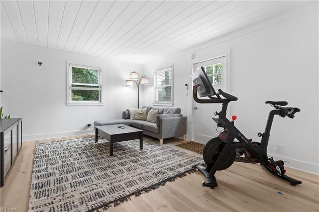 443 Irving Street, Winston-salem, NC 27103