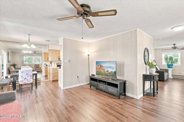 9 Gibraltar Court, Barnegat, NJ 08005