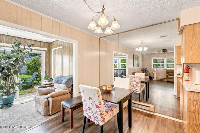 9 Gibraltar Court, Barnegat, NJ 08005