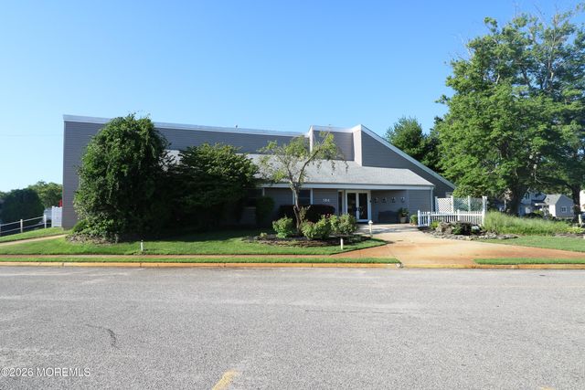 9 Gibraltar Court, Barnegat, NJ 08005