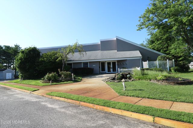 9 Gibraltar Court, Barnegat, NJ 08005