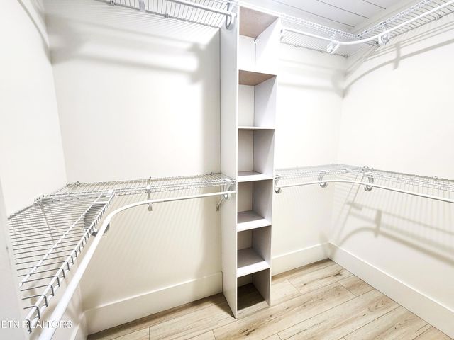 1011 S Court St, Maryville, TN 37803