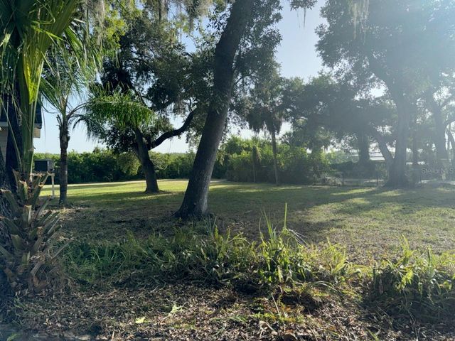 9901 DAVIS STREET, Gibsonton, FL 33534