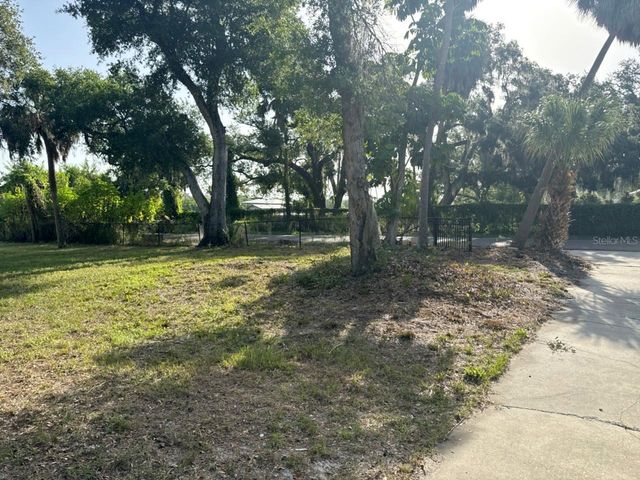 9901 DAVIS STREET, Gibsonton, FL 33534