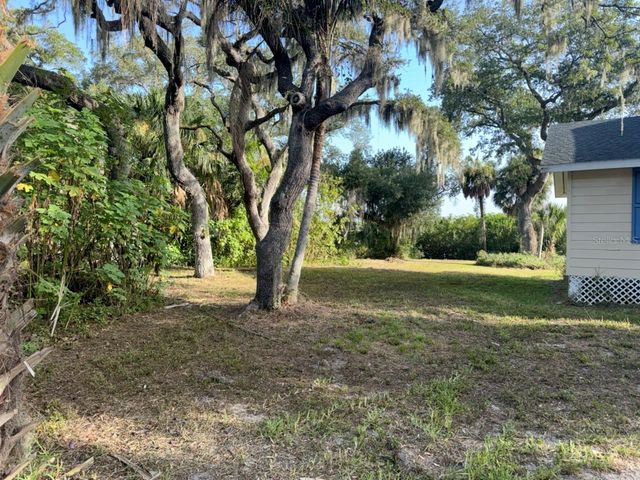 9901 DAVIS STREET, Gibsonton, FL 33534