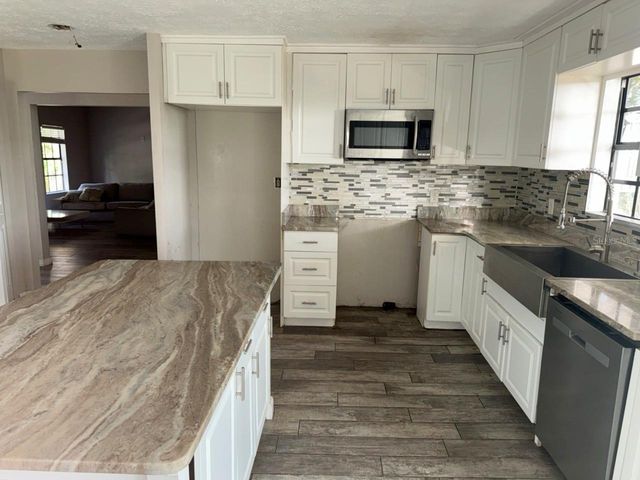 9901 DAVIS STREET, Gibsonton, FL 33534