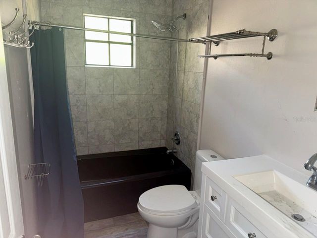 9901 DAVIS STREET, Gibsonton, FL 33534