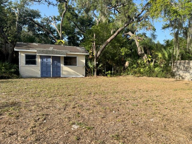 9901 DAVIS STREET, Gibsonton, FL 33534