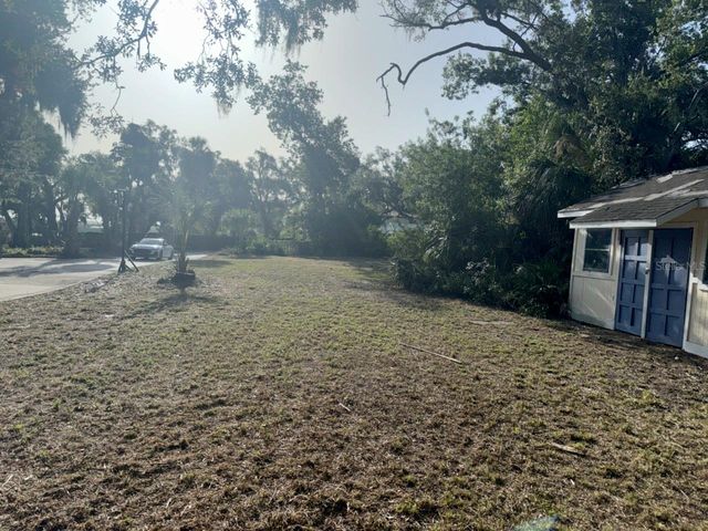 9901 DAVIS STREET, Gibsonton, FL 33534