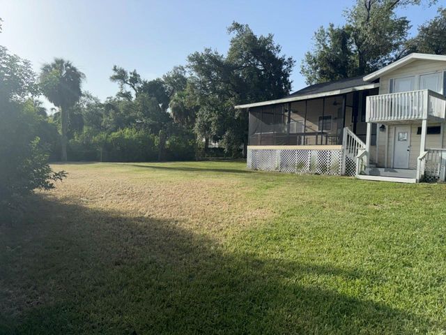 9901 DAVIS STREET, Gibsonton, FL 33534