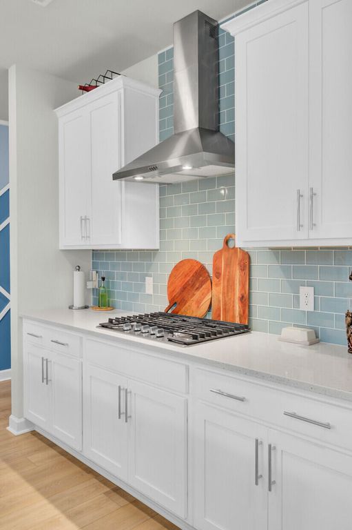 Image 13 of property listing at 101 Lucca Drive, Summerville, SC 29486