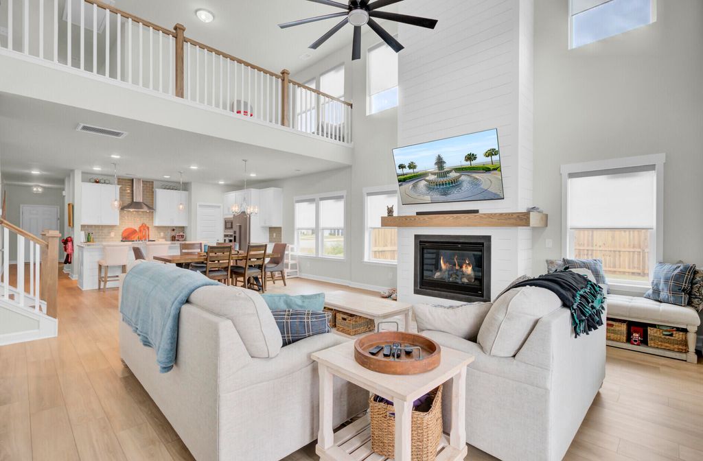 Image 20 of property listing at 101 Lucca Drive, Summerville, SC 29486