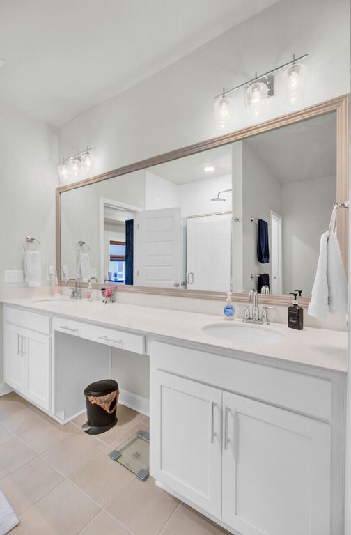 Image 26 of property listing at 101 Lucca Drive, Summerville, SC 29486