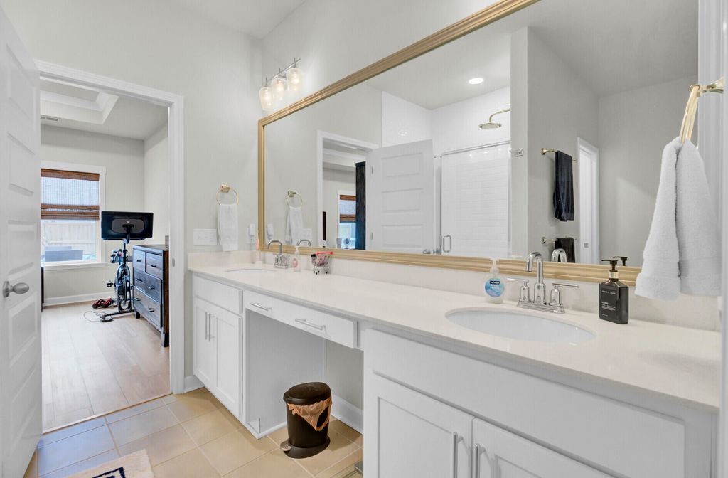 Image 27 of property listing at 101 Lucca Drive, Summerville, SC 29486