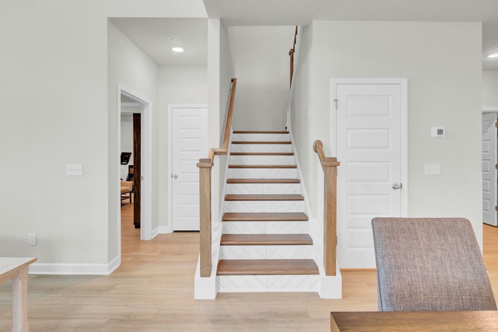 Image 31 of property listing at 101 Lucca Drive, Summerville, SC 29486