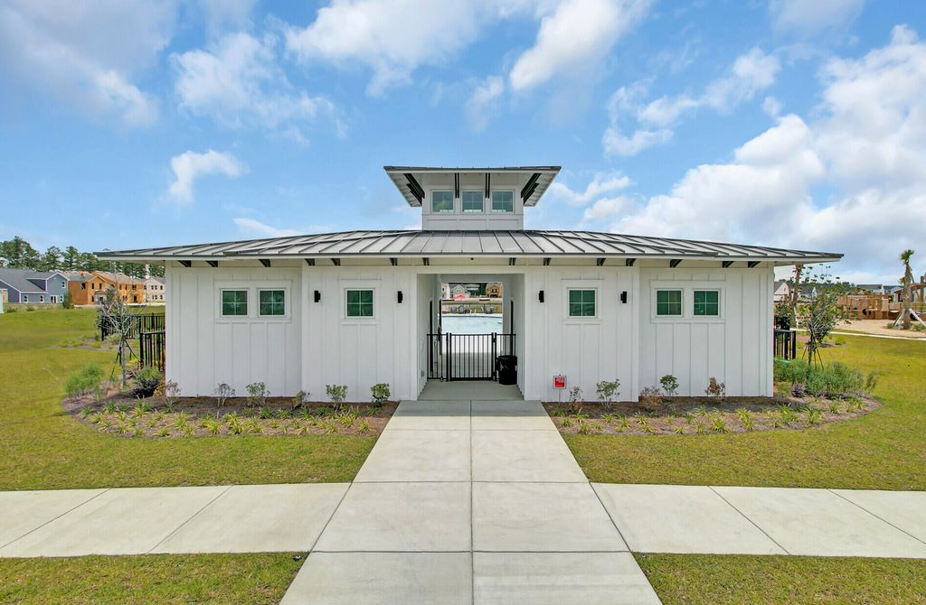 Image 61 of property listing at 101 Lucca Drive, Summerville, SC 29486