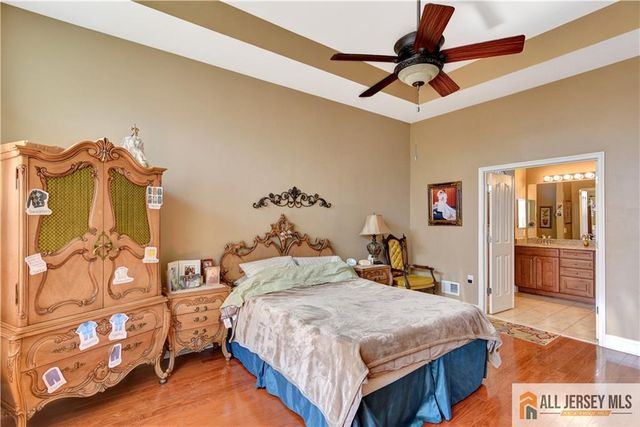 230 Diamond Spring Drive, Monroe, NJ 08831