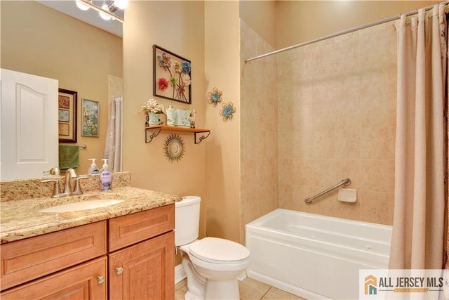 230 Diamond Spring Drive, Monroe, NJ 08831