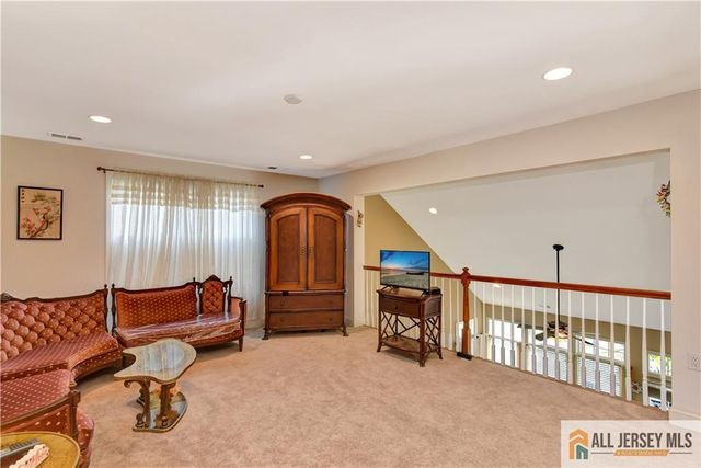 230 Diamond Spring Drive, Monroe, NJ 08831