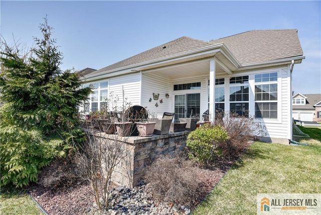 230 Diamond Spring Drive, Monroe, NJ 08831