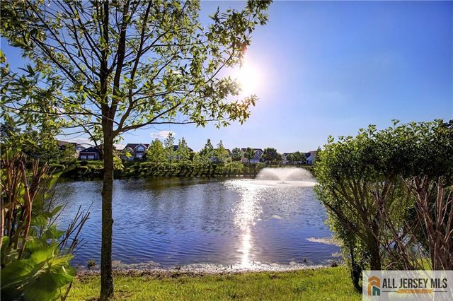 230 Diamond Spring Drive, Monroe, NJ 08831