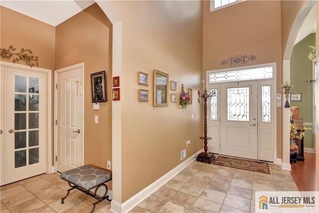 230 Diamond Spring Drive, Monroe, NJ 08831