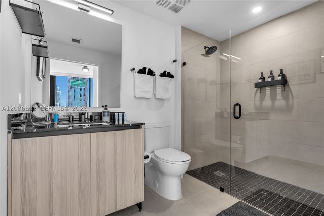 225 N Miami Ave 3501, Miami, FL 33128