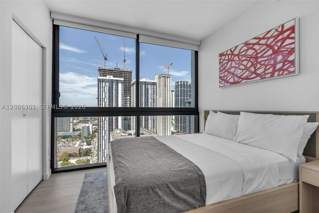 225 N Miami Ave 3501, Miami, FL 33128