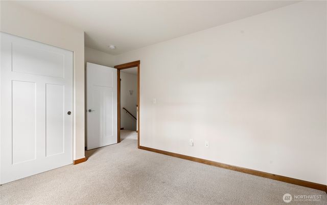 1851 SW Downfield Way, Oak Harbor, WA 98277